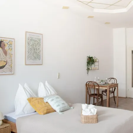 Naehe Red Bull Ring Top3 아파트 *